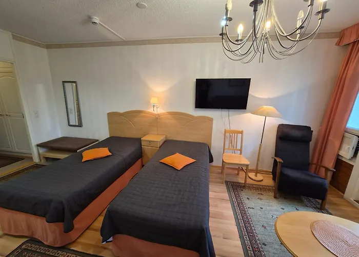 Kylpylae- Oy Ikaalisten Kylpylae * Ikaalinen